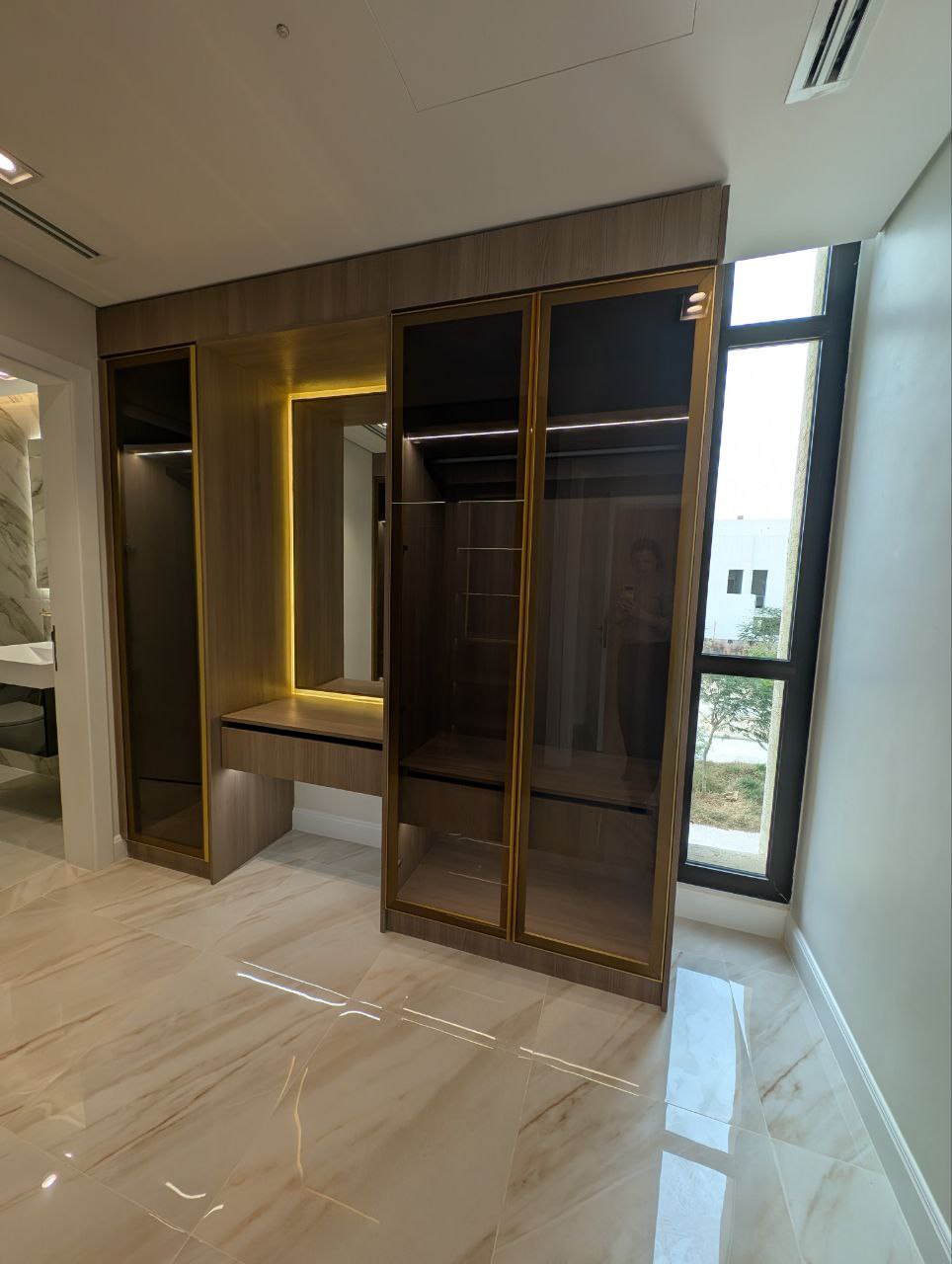4BR Etoile by Elie Saab — Corner Villa for Rent, Sedra thumbnail 2