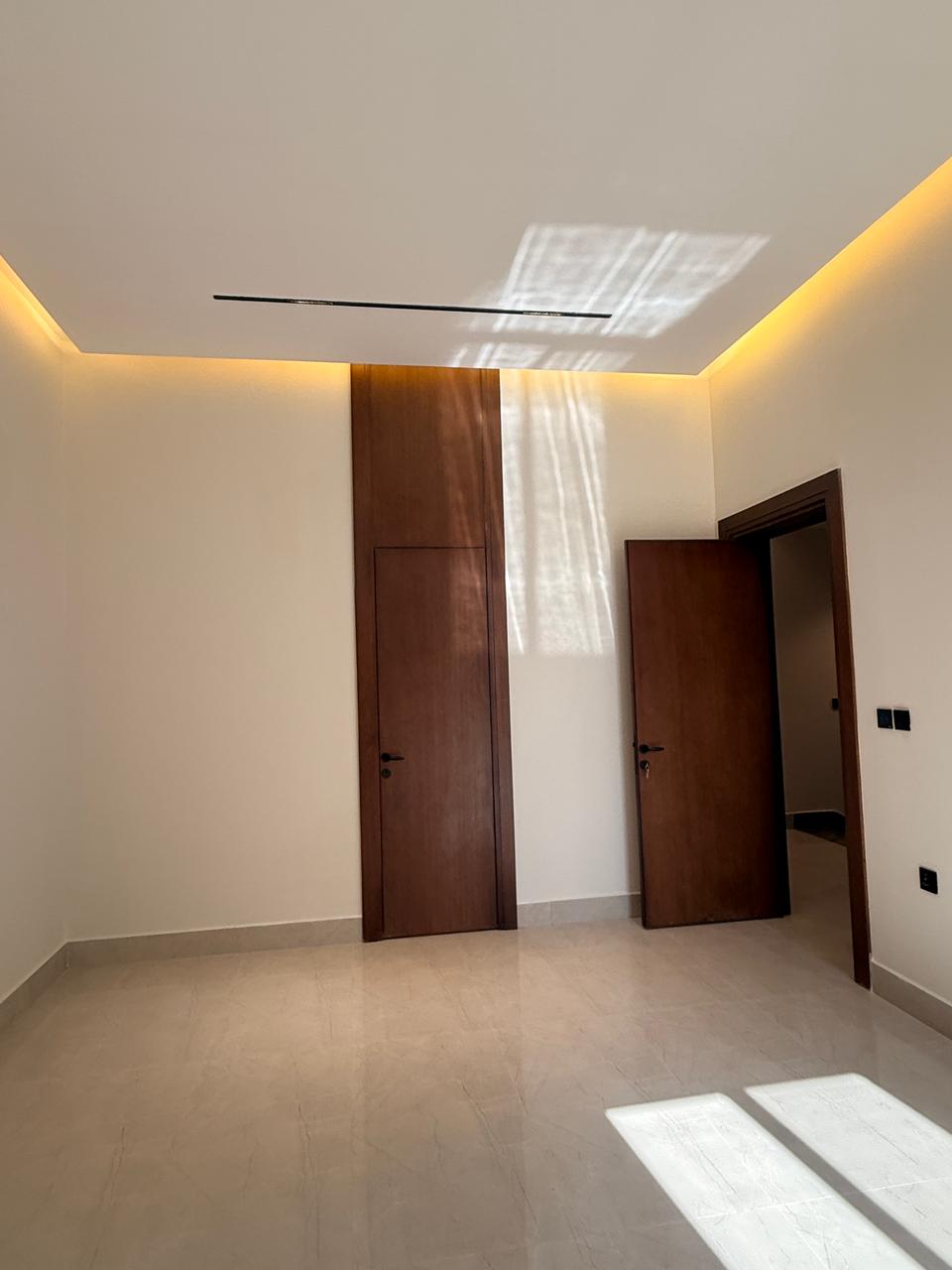 New Townhouse for Sale in Al Khaleej — 3 Bedrooms, 253 sqm thumbnail 16