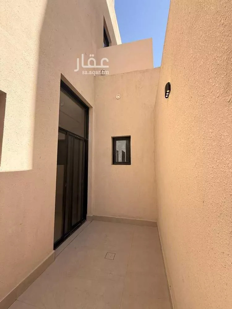 New Townhouse for Sale in Al Khaleej — 3 Bedrooms, 253 sqm thumbnail 4